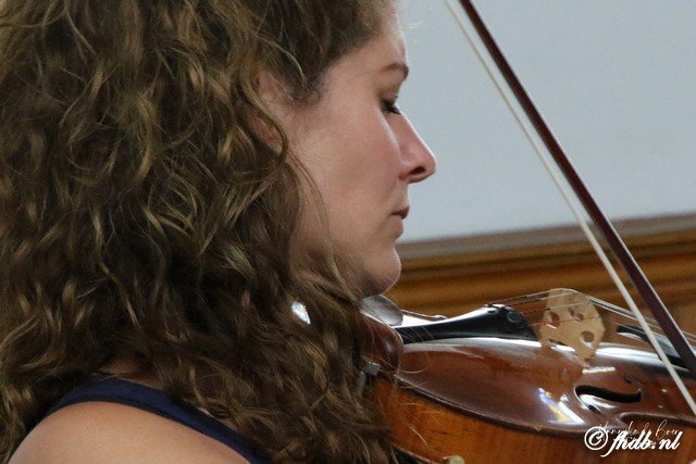 FHDB8652b1.jpg